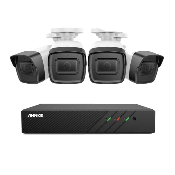 5MP Videoovervågningskamera System, 8 Kanal Indgang, H.265+ Kompression,4stk 0TB