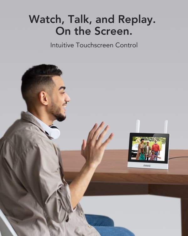 Trådløst NVR Kamera System, 4 Kanal Visning, 3MP HD Kvalitet, 7-Tommer Touch Skærm