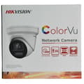 Miniatyrbillede 2 af 2: Hikvision ColorVu 8MP Netværkskamera, 24/7 Farvebilleder, IP67 Vejrbestandig,2,8 mm, Original 8MP Hvid
