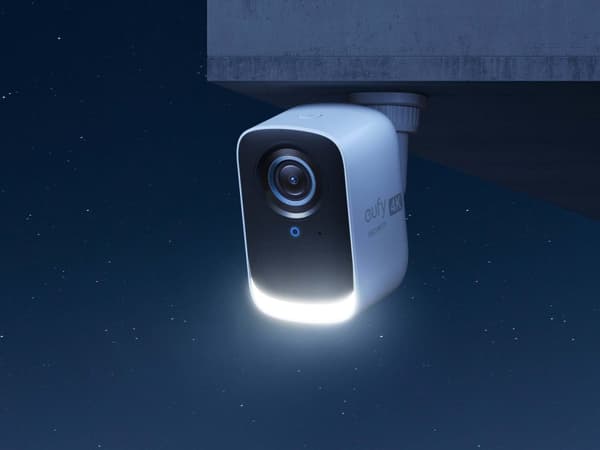 Anker eufyCam 3C övervakningssystem med tre kameror, 4K-upplösning