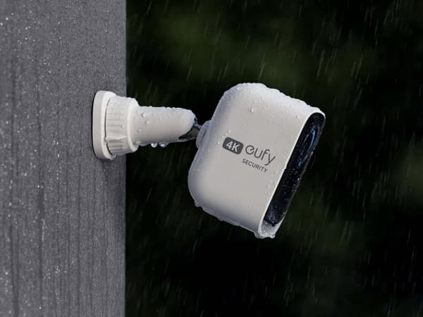 Anker eufyCam 3C övervakningssystem med tre kameror, 4K-upplösning