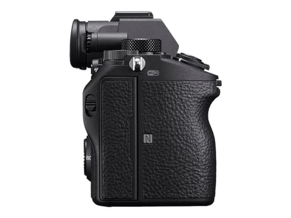 Sony a7 III ILCE-7M3 - Digitalkamera - spegellöst - 24.2 MP - Fullständig ram - 4 K / 30 fps - endast stomme - Wi-Fi, NFC, Bluetooth - svart