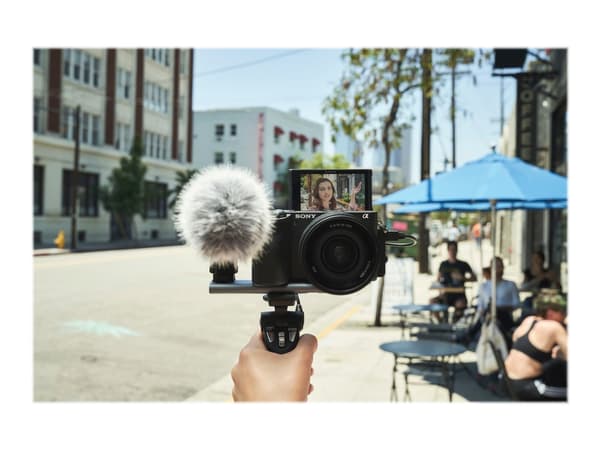Sony a6600 ILCE-6600 - Digitalkamera - speilløst - 24.2 MP - APS-C - 4K / 30 fps - kun hus - Wi-Fi, NFC, Bluetooth - svart