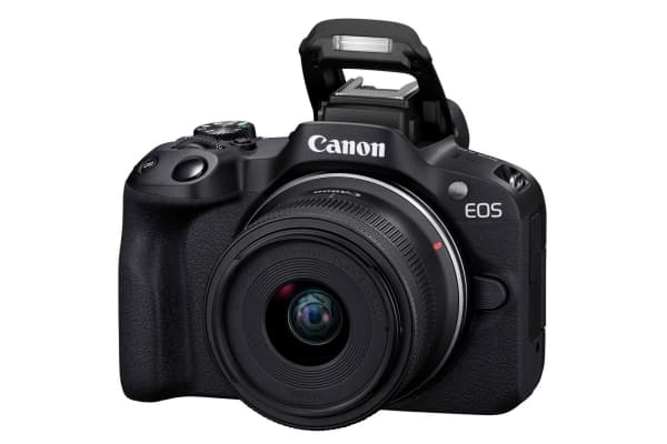 Canon EOS R50 - Digitalkamera - spegellöst - 24.2 MP - Fullständig ram - 4 K / 30 fps - 2.5x optisk zoom RF-S 18-45 mm F4,5-6,3 IS STM objektiv - Wi-