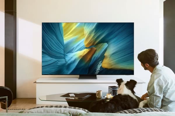TV Samsung 83"