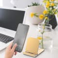 Miniatyrbillede 5 af 5: Luksus Guldfarvet Mobil- og Tabletstativ | Justerbar højde og foldbart design | Bærbar holder til streaming