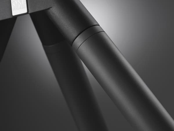 ONE FOR ALL WM7461 - Design gulvstativ for 32-65" TV-er, grå metall