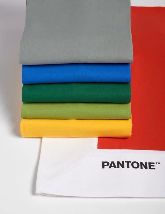 Sweet home duk - PT 04270406 - Pantone(TM) Rektangulär duk 8 Platser 140 x 240 cm, 100% bomull, 220 g, Röd