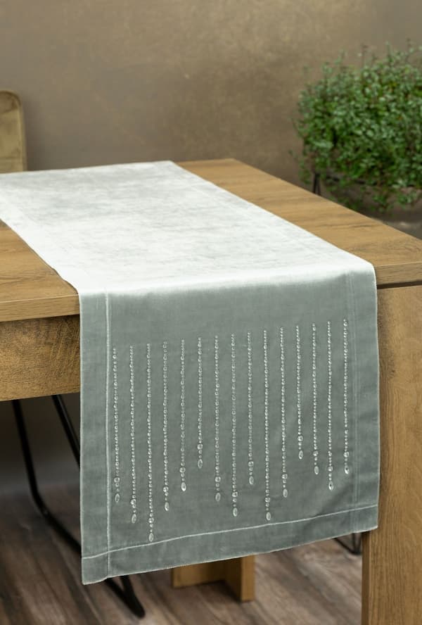 Dekorativ bordslöpare ROYAL-3 35x220 Eurofirany silver med zirkoner