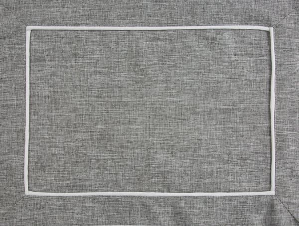 MEGI pynteserviet 40x30 x 4 stk. Eurofirany ask udsmykket med hvide piping