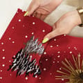 Pikkukuva 4 / 5: Jouluinen pöytäliina 40x140 Snow Magic Red