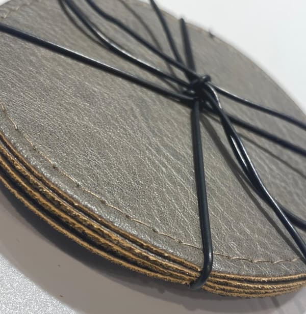 Coasters Grå læderlook 4-pak