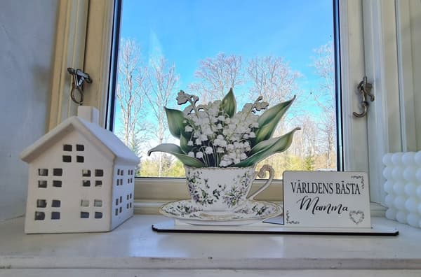 Världens bästa Mamma – Present med Liljekonvalj i Tekopp