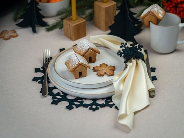 Julservettringar SNÖFLINGA, filt, 6 st. Ø 5 cm