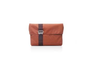 Bluelounge Sleeve Rust iPad