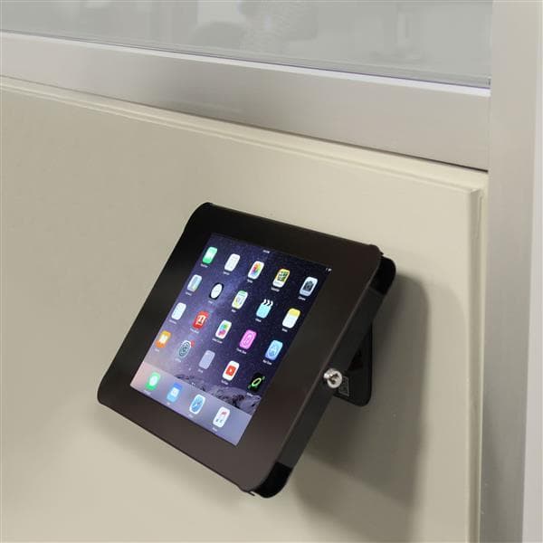 StarTech.com Låsbar tabletholder til iPad kan sættes på skrivebord eller væg i stål