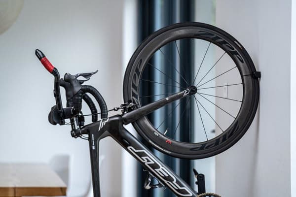HORNIT Clug Pro MTB Plus XXL pyöräteline musta 7765PCP