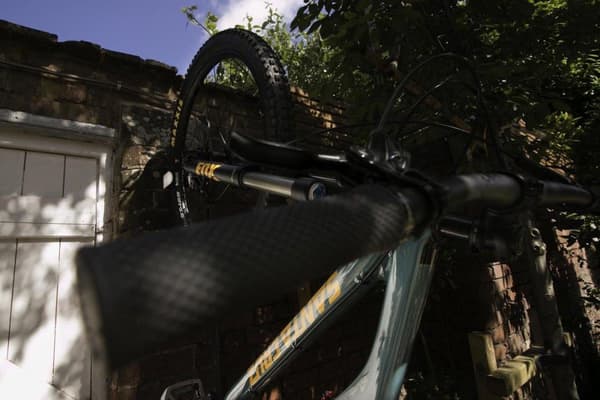 HORNIT Clug CLUG MTB XL cykelholder hvid/sort XWB2588