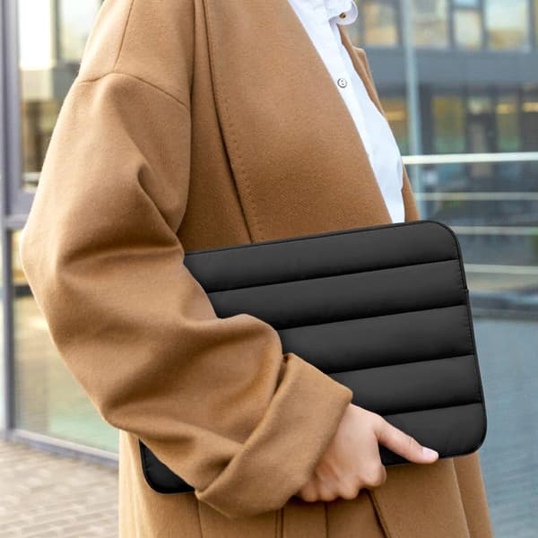 Slevee til tablet og laptop 9-11" - Svart