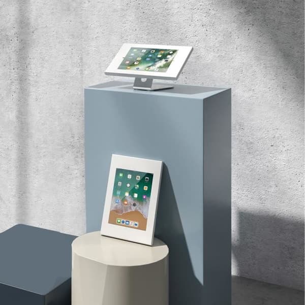 Maclean MC-909W Stöldskyddsbänkskiva och väggmonterad surfplattahållare kompatibel med iPad Air Pro Samsung Galaxy Tab A (2019)