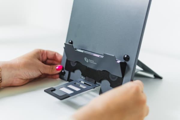 Bakker Elkhuizen Ergo-Q Hybrid Pro Dark Grey Tablett/laptop-ställ