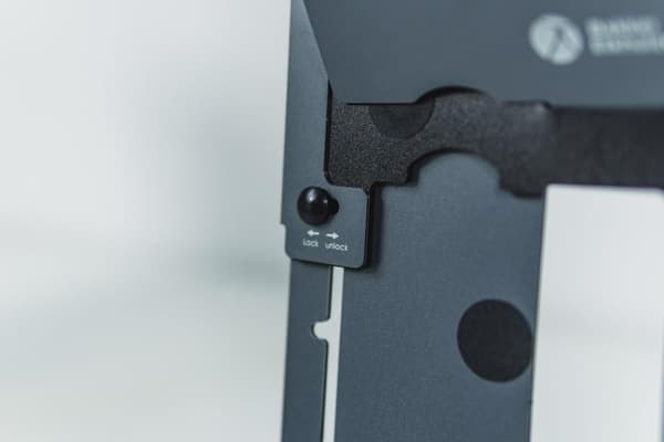 Bakker Elkhuizen Ergo-Q Hybrid Pro Dark Grey Tablett/laptop-ställ
