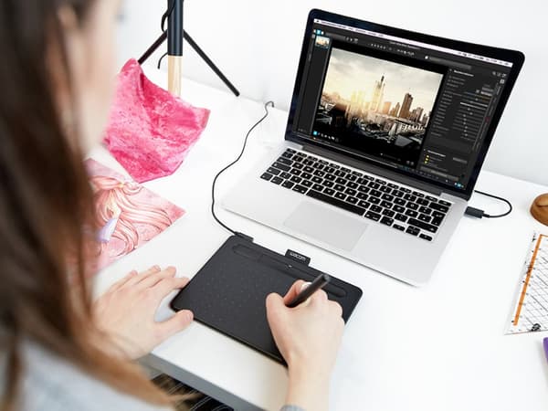 Graphic Tablet Wacom Intuos Small, Black