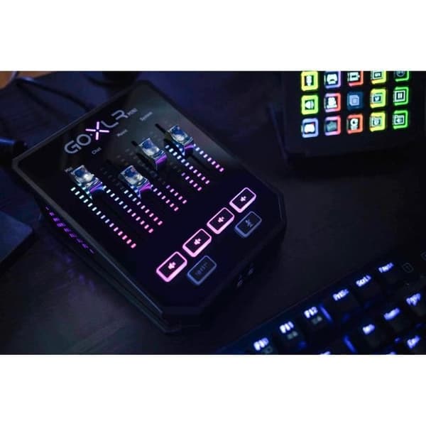 GoXLR Mini - Mixer &amp; USB Audio Interface för streamers, spelare och podcasters