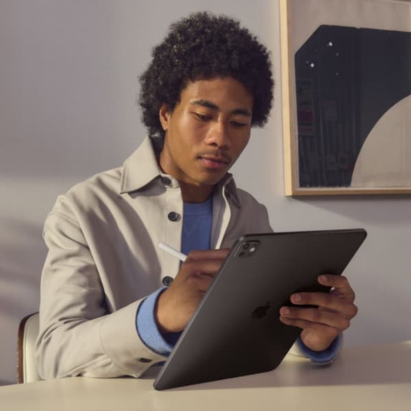 Apple iPad Pro 13" M4 1 TB WiFi 2024, stjärnsvart (MVX63)