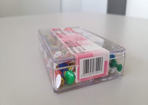 Knappnål - Unbekannt pin - 18301119-99 - Kontorsprodukter Paket med 110 sticknålar, gummiband och gem