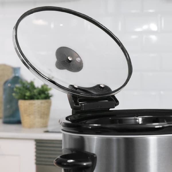 Cecotec 240-W, digital, oval slow cooker with 5.5-litre capacity and LCD display. 2 power levels + Keep Warm function. Glass lid. Removable ceramic i