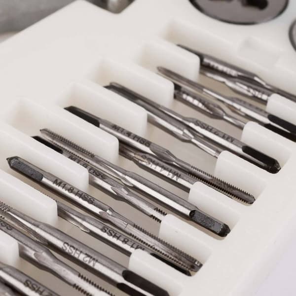 Bernstein Tools for Electronics 2-800 Gängskärningssats 31 delar