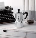 Pikkukuva 2 / 9: Bialetti Moka Express Moka kattila 0,2 L alumiinia, musta