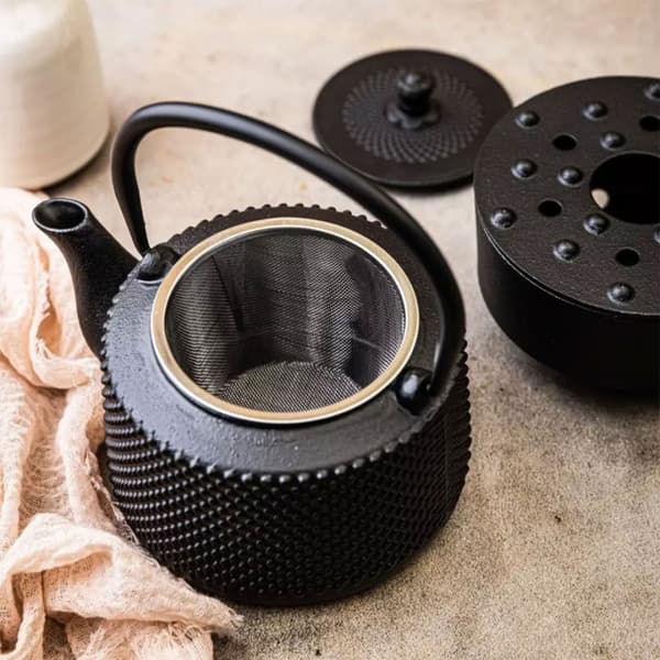 STØBEJRNSKANDE 0,8L MED FILTER OG VARMERE KINGHOFF KH-1847