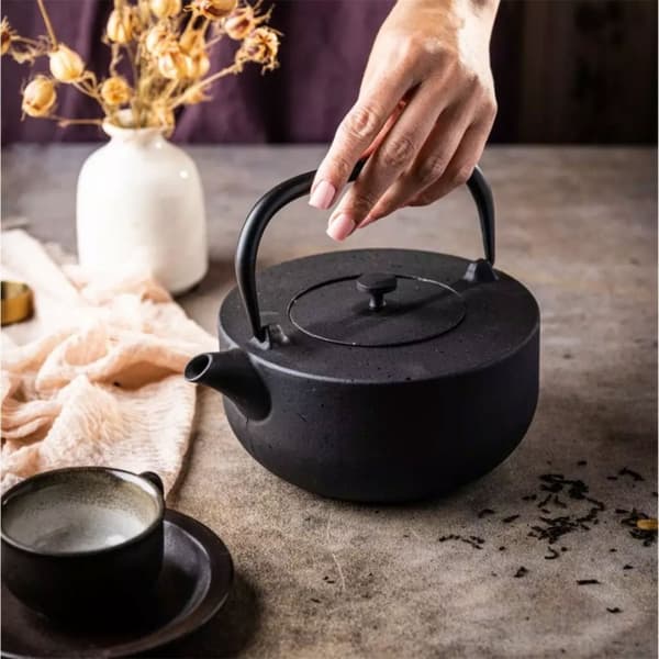 Støbejerns tekande 1,1 l med filter Kinghoff Kh-1844 Lumarko!