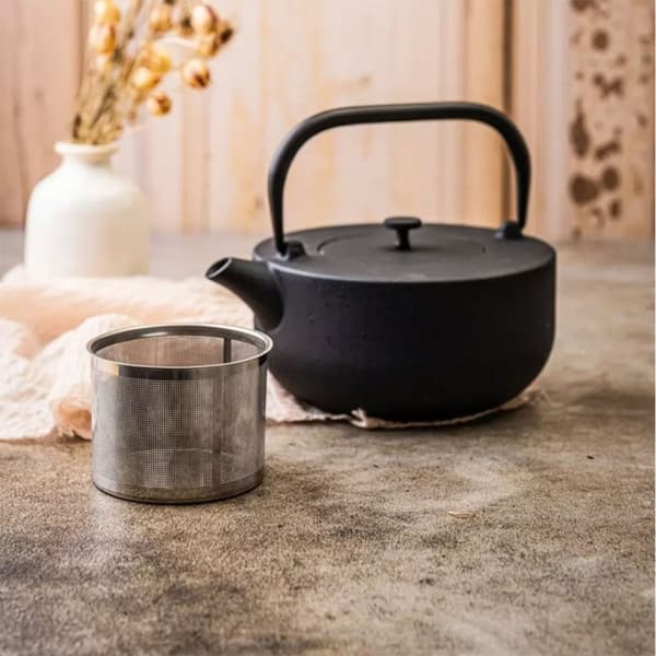 Støbejerns tekande 1,1 l med filter Kinghoff Kh-1844 Lumarko!