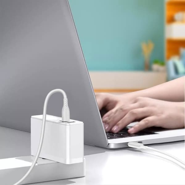 USB-C till USB-C-kabel 5A Strömförsörjning 100W Snabbladdning 2,5m Swissten White