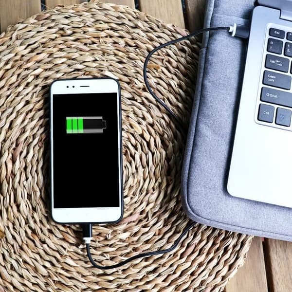 Micro USB-kabel till HTC Wildfire R70 Nylonflätad USB-kabel 1,3 meter snabbladdning-synkronisering-dataöverföringskabel - SVART