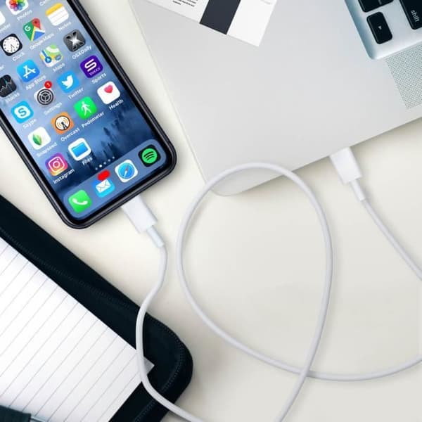 iPhone USB-C till Lightning-kabel – 1 meter Mayaxess Vit