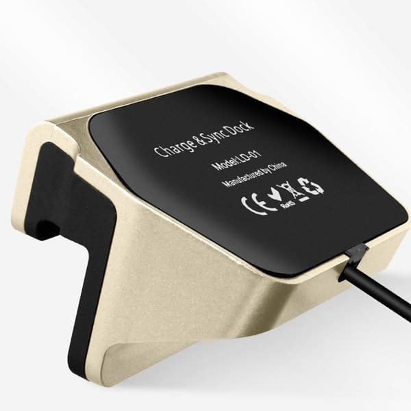 Dock för snabbladdning och synkronisering med Lightning-kontakt i guld