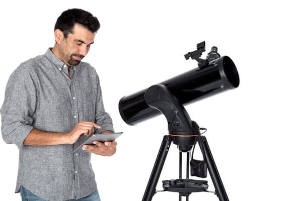 Celestron Astro Fi 130 Reflektor 26x Sort