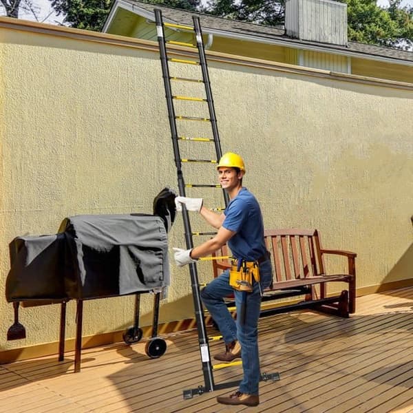 XMTECH hopfällbar teleskopstege i aluminium - 16 stegpinnar - Maximal belastning 150 kg - Svart