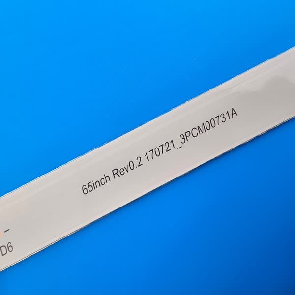 LED-taustavalonauhat, 710 mm pituus, 7 LED-helmeä per nauha, 3V jännite