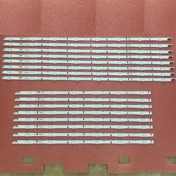 LED-taustavalo, pitkä käyttöikä 10000 tuntia, SMD-teknologia, sopii olohuoneisiin