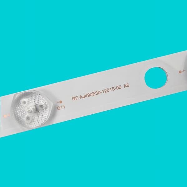 LED-bakgrundsbelysningsremsa, 713 mm längd, 6 V spänning, 9 LED-perlor per remsa