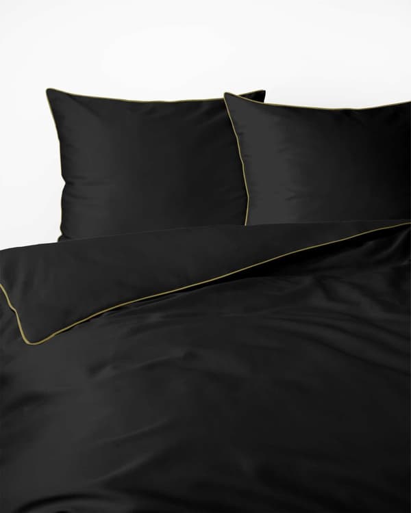 Satin sengetøj 160x200 sort med rør Mako Satin 62