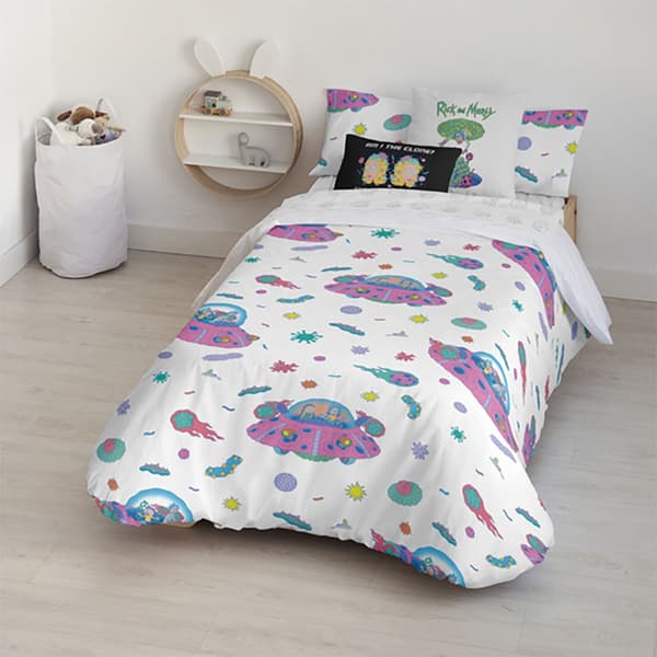 Play Fabrics Påslakan Med Knappar Universum Rick Och Morty Till 90 Säng 155x220 Cm