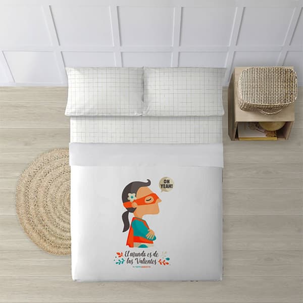 Belum Sengesæt Med Matchende Trykt Pudebetræk Og Underlagen Superhero Girl Til 90 Seng 160x270 Cm