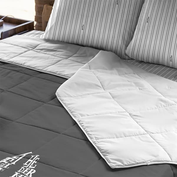 Play Fabrics Relikviebogstaver Til Dyne Til Seng På 150 Cm 250g 250x270 Cm