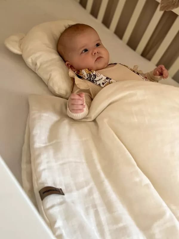 Babysengetøj 50x75 hypoallergen lavet af naturligt bomuld